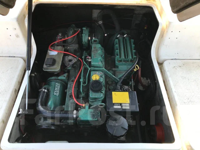 Yamaha UF-25. 1995 ���, ����� 8��., ��������� ������������, 130��.�., ������ ����