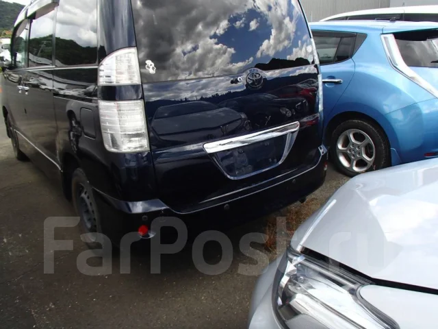 Toyota Voxy. AZR65, 1AZ ����