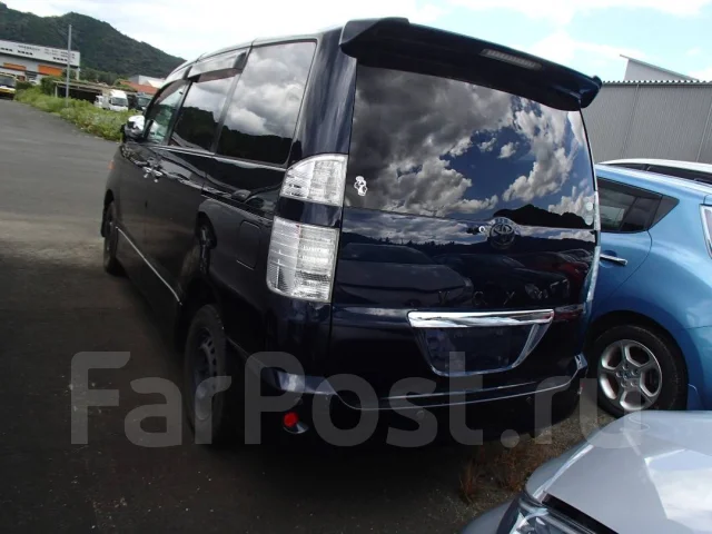 Toyota Voxy. AZR65, 1AZ ����