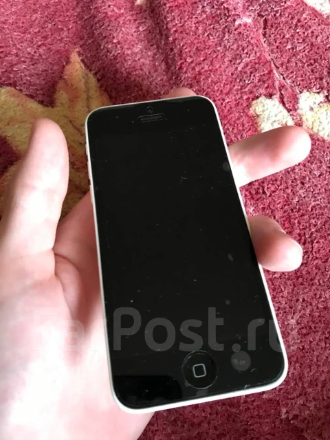 Apple iPhone 5c. �/�, �����, 4G LTE ����