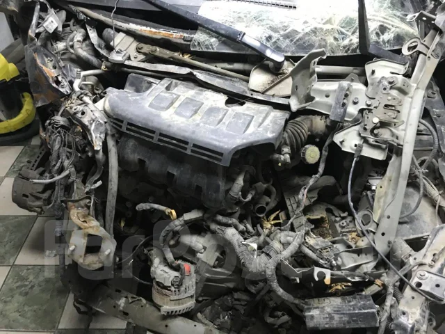 Nissan Tiida. C11X ����