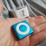 Apple iPod shuffle. ����