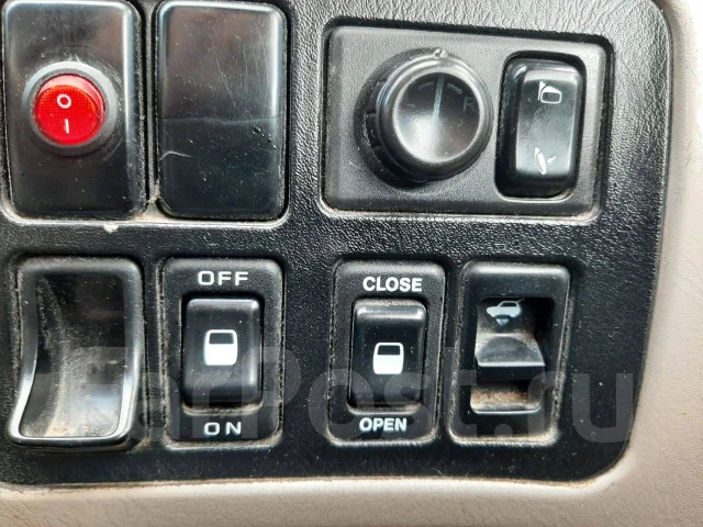 Nissan Liberty. ��������, ��������, 2.0 (147��.�.), ������, 200 000����. �� ����