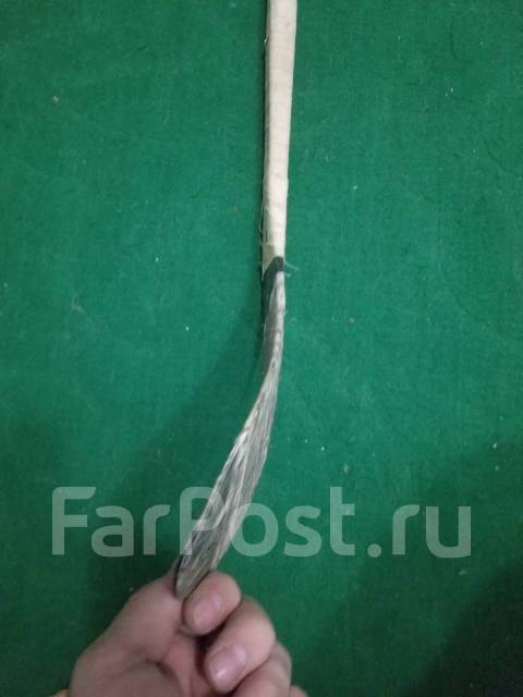 Клюшка хоккейная, б/у, в наличии. Цена: 499? во Владивостоке