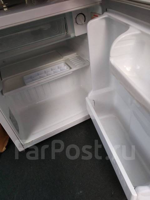 Холодильник однокамерный LG, б/у, в наличии. Цена: 4 000₽ во Владивостоке