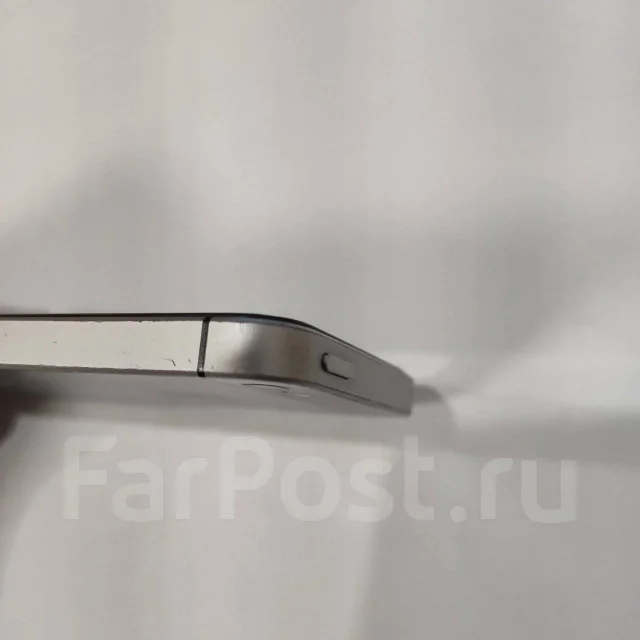 Apple iPhone SE. �/�, �����, 3G, 4G LTE, NFC ����