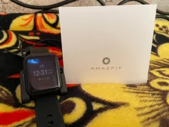 Amazfit Bip. GPS, IP68 ����