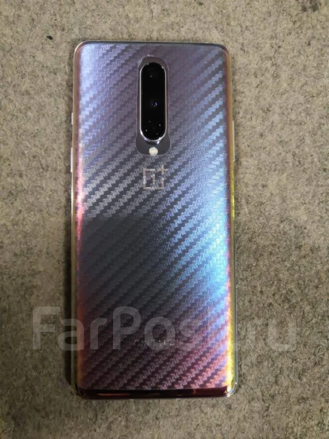 OnePlus 8. �/� ����