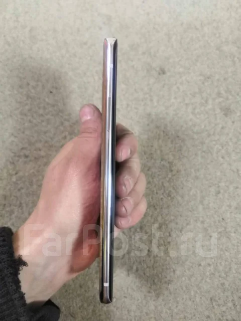 OnePlus 8. �/� ����