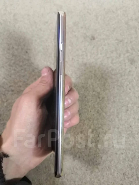 OnePlus 8. �/� ����
