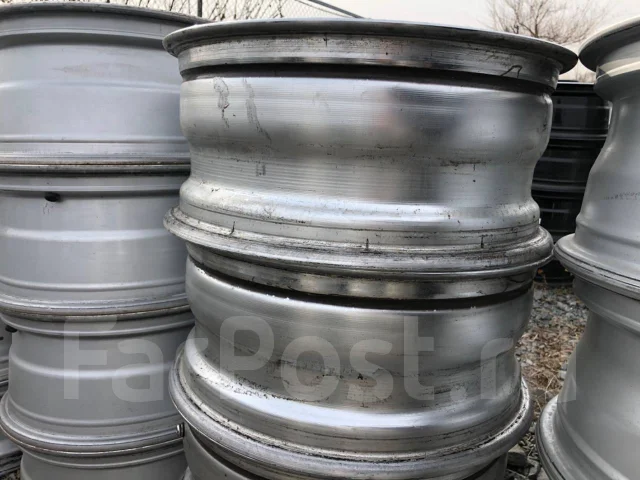 Advan Gewalt. 7.0x17", 5x114.3, ET42, �� 72���. ����