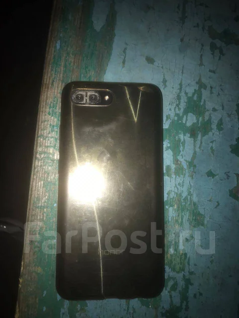 Honor 10. �/�, ������, 4G LTE, NFC ����