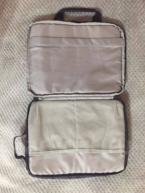 Apple MacBook 12 2015 Early. 12", 1,1����, ��� 8 ��, ���� 256���, WiFi: 1, Bluetooth: 1, ����������� �� 9��. ����