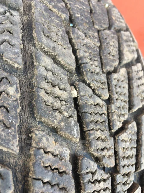 Toyo Winter Tranpath SU-4. ������, ��� �����, �/�, ����� 40 % ����