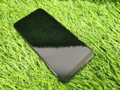 ZTE Blade V10 Vita. �/� ����