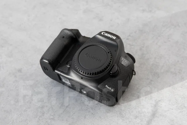 Canon EOS 5D Mark III ����