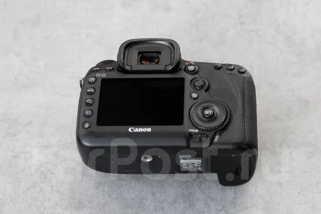 Canon EOS 5D Mark III ����