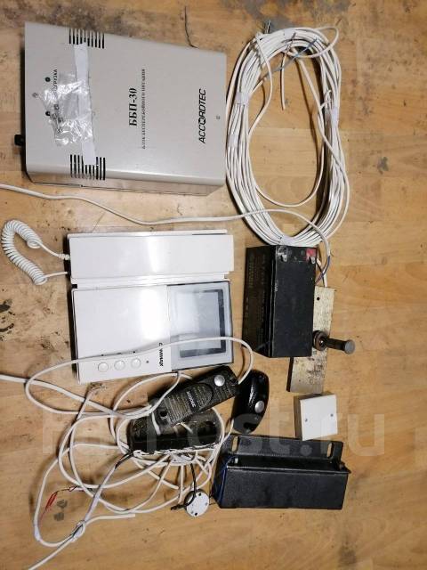 Домофон, б/у, в наличии. Цена: 5 000₽ во Владивостоке