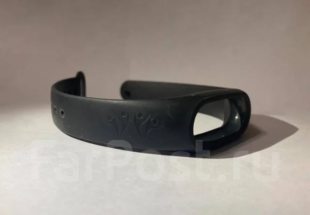 Xiaomi Mi Band 2. IP67 ����