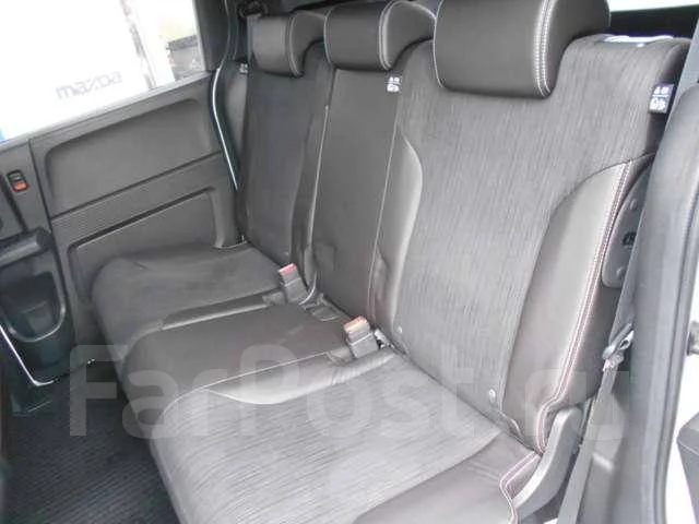 Honda Freed Spike. �������, 4wd, 1.5, ������. ��� ����� �� ������������ ����