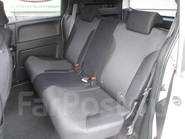 Honda Freed Spike. �������, 4wd, 1.5, ������, �/�. ��� ����� �� ������������ ����