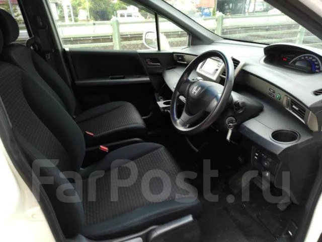 Honda Freed Spike. �������, 4wd, 1.5, ������, �/�. ��� ����� �� ������������ ����