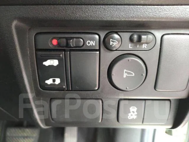 Honda Freed Spike. �������, 4wd, 1.5, ������, �/�. ��� ����� �� ������������ ����