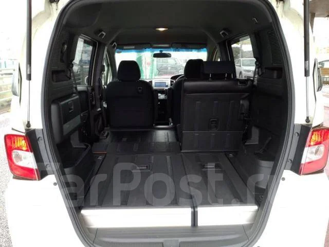 Honda Freed Spike. �������, 4wd, 1.5, ������, �/�. ��� ����� �� ������������ ����