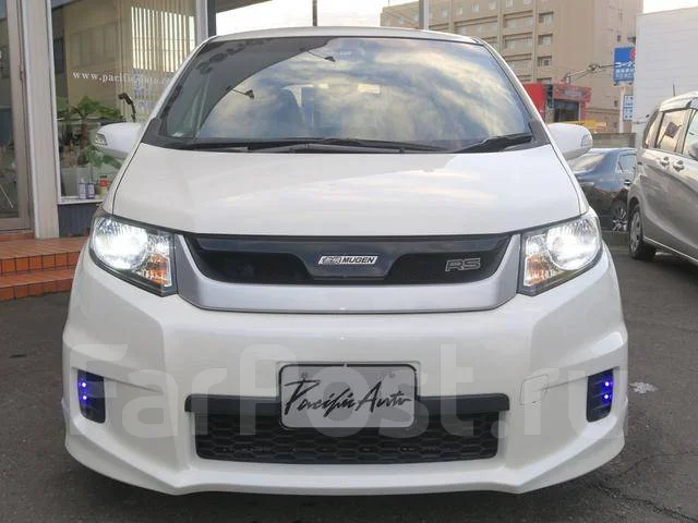 Honda Freed Spike. �������, 4wd, 1.5, ������, �/�, ��� ���. ��� ����� �� ������������ ����