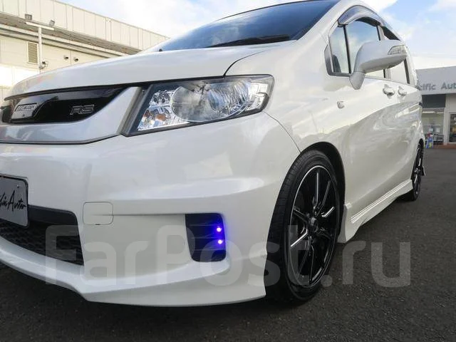 Honda Freed Spike. �������, 4wd, 1.5, ������, �/�, ��� ���. ��� ����� �� ������������ ����