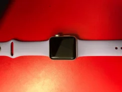 Apple Watch Series 3. GPS, NFC, IP68 ����