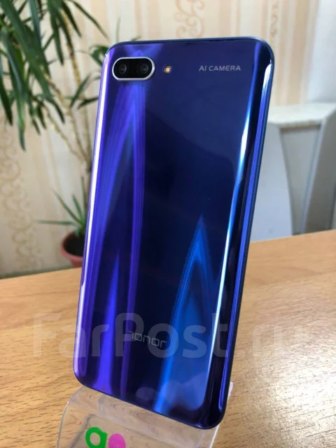 Honor 10. �/�, �����, 3G, 4G LTE, Dual-SIM, ����������, NFC ����