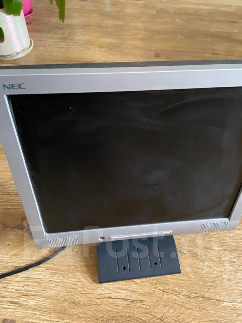 NEC. 15" ����