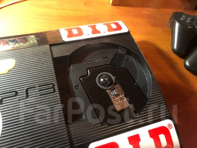 Sony PlayStation 3 Super Slim ����