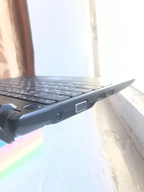 Acer Aspire One D255. 10.1", 1,7����, ��� 2048 ��, ���� 160���, WiFi: 1, ����������� �� 3��. ����