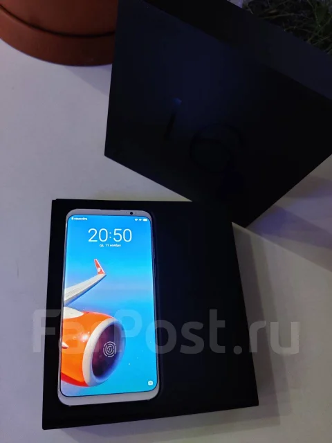 Meizu 16th. �/�, �����, 4G LTE, Dual-SIM ����