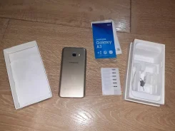 Samsung Galaxy A3 2017. �/� ����