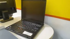 IBM ThinkPad. 12", 1,9����, ��� 2048 ��, ���� 50���, WiFi: 1, Bluetooth: 1, ����������� �� 3��. ����