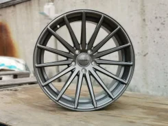 Vossen VFS-2. 9.5x19", 5x112, ET32, �� 73,1���. ����