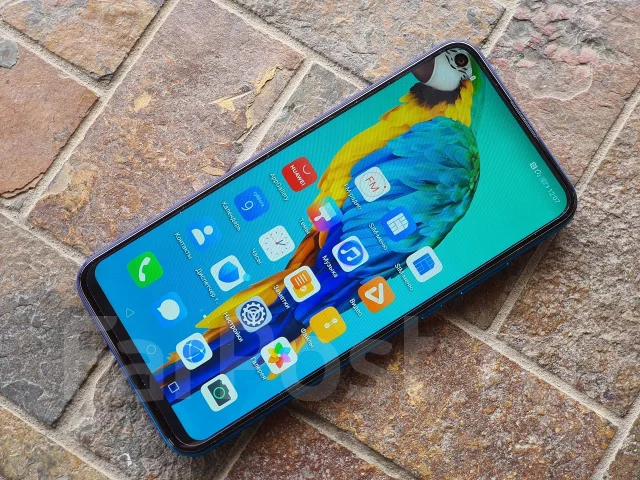 Honor 9C. ����� ����
