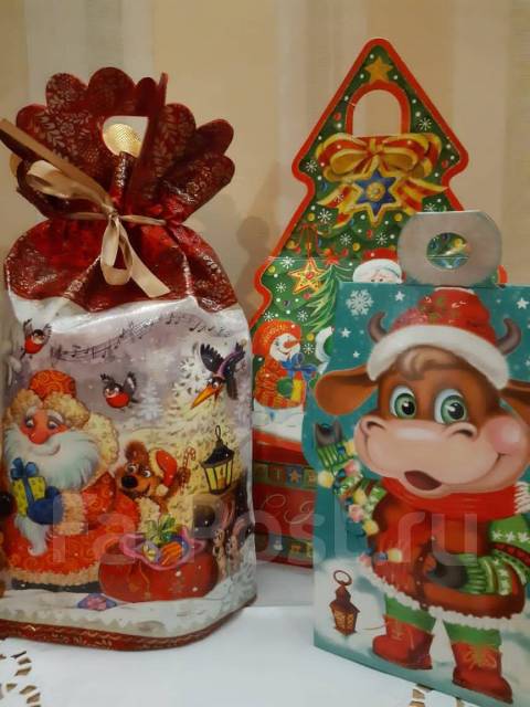 Подарки приморья. Приморский край губернаторские подарки детям приморский кондитер. Сувениры из приморья. Подарки приморья. Подарки приморья.