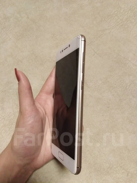 Asus ZenFone 4 Max ZC520KL. �/� ����