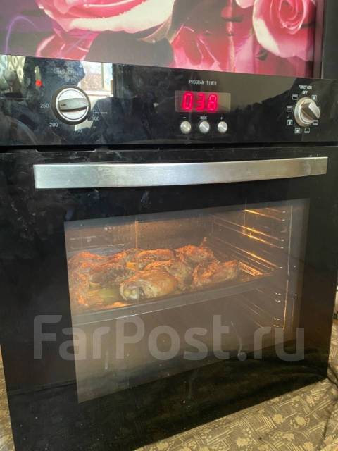 Духовой шкаф, б/у, в наличии. Цена: 7 000₽ во Владивостоке