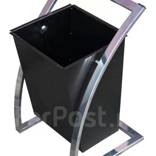 Урны минимализм. Урна уличная 100 л металл 101012. Урна уличная уралочка зеленая с перфорацией 21 л. Крепление урны к асфальту. Урна уралочка перфорированная.