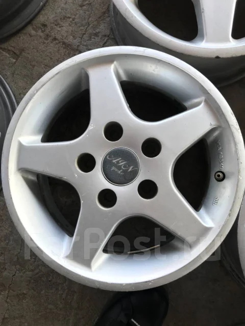 Fox. 6.0x14", 5x114.3, ET38 ����