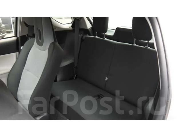 Toyota iQ. ��������, ��������, 1.3 (122��.�.), ������, 30 000����. ��, �/�. ��� ����� �� ������������ ����