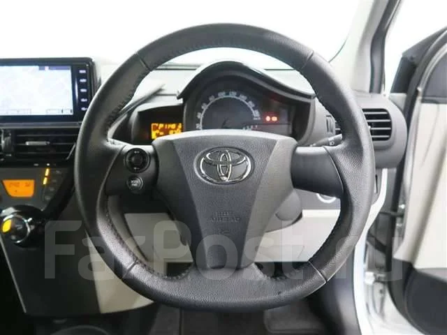 Toyota iQ. ��������, ��������, 1.3 (94��.�.), ������, 29 800����. ��, �/�. ��� ����� �� ������������ ����