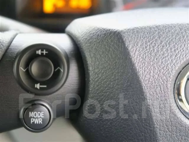 Toyota iQ. ��������, ��������, 1.3 (94��.�.), ������, 29 800����. ��, �/�. ��� ����� �� ������������ ����