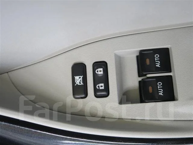 Toyota iQ. ��������, ��������, 1.3 (94��.�.), ������, 29 800����. ��, �/�. ��� ����� �� ������������ ����
