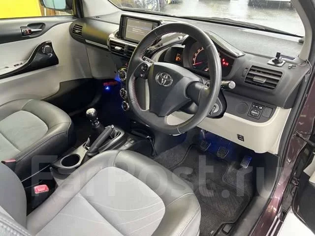 Toyota iQ. ��������, ��������, 1.3 (122��.�.), ������, 26 700����. ��, �/�. ��� ����� �� ������������ ����